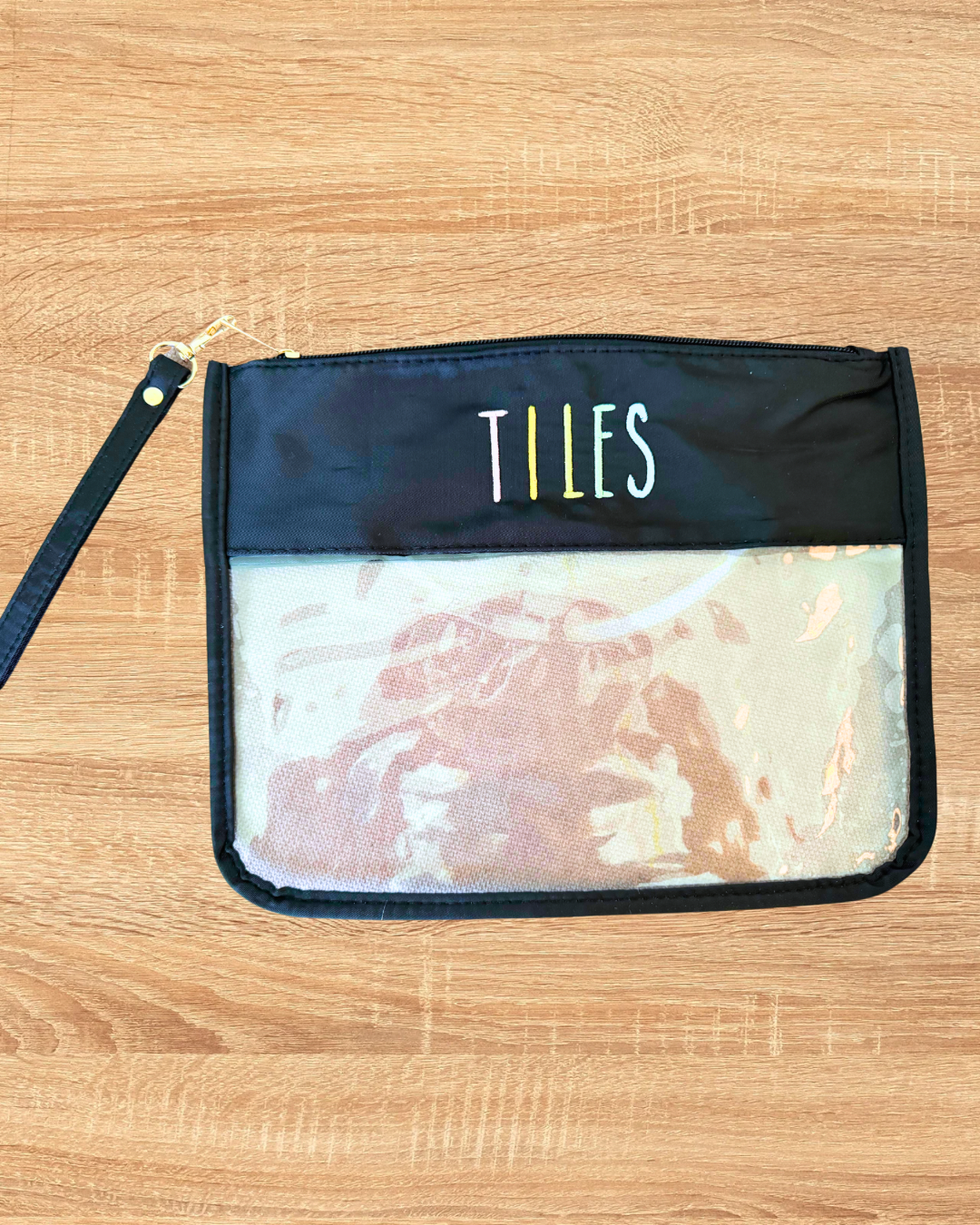 Travel pouch / tile bag